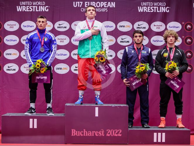 2 medaglie d’argento e 3 quinti posti per l'Italia agli Europei di lotta U17 2022 12
