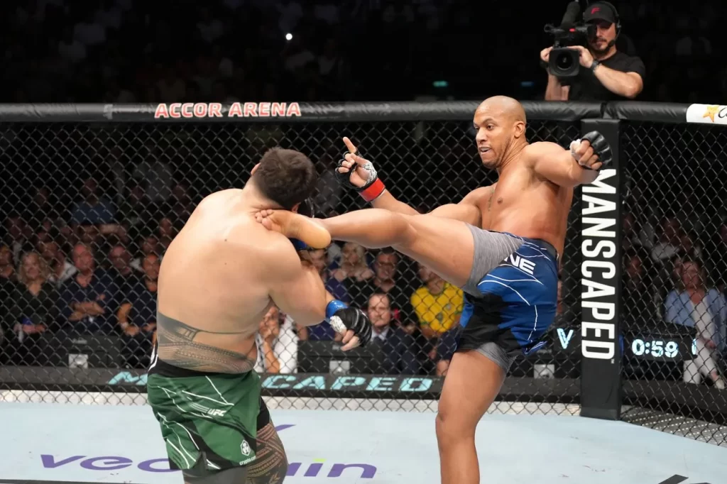 PARIGI 2022: è stato un "piacere" - RISULTATI E COMMENTO UFC PARIS 2